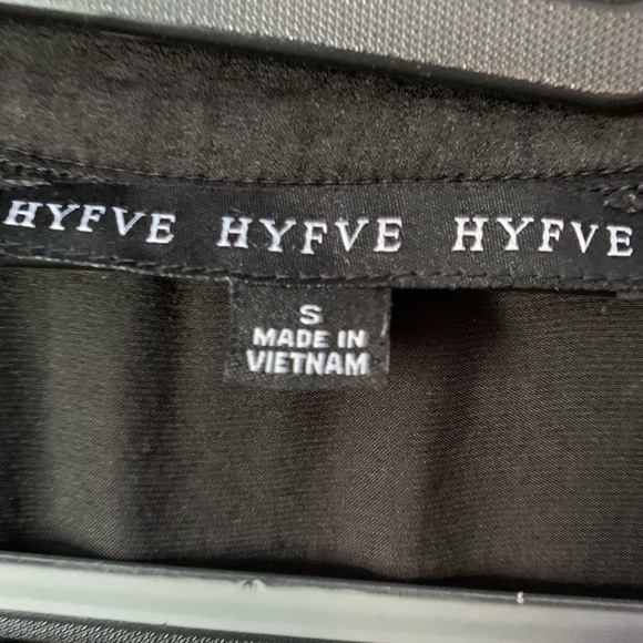 Long black cardigan - Picture 3 of 4